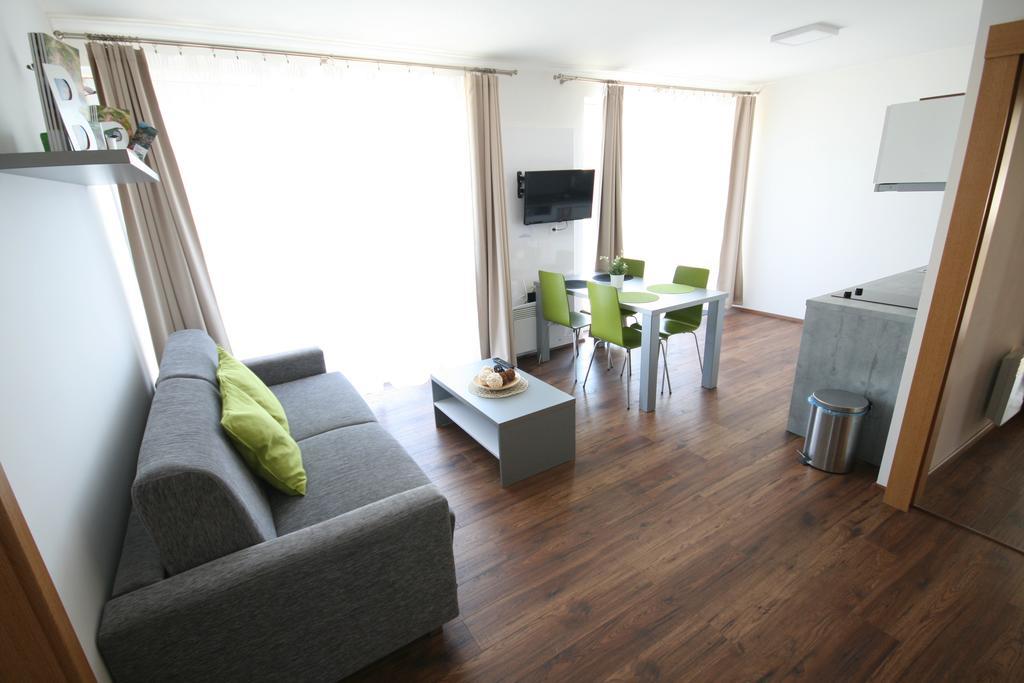 Apartmany Apollon Resort Lednice Extérieur photo