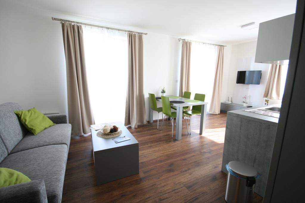 Apartmany Apollon Resort Lednice Extérieur photo